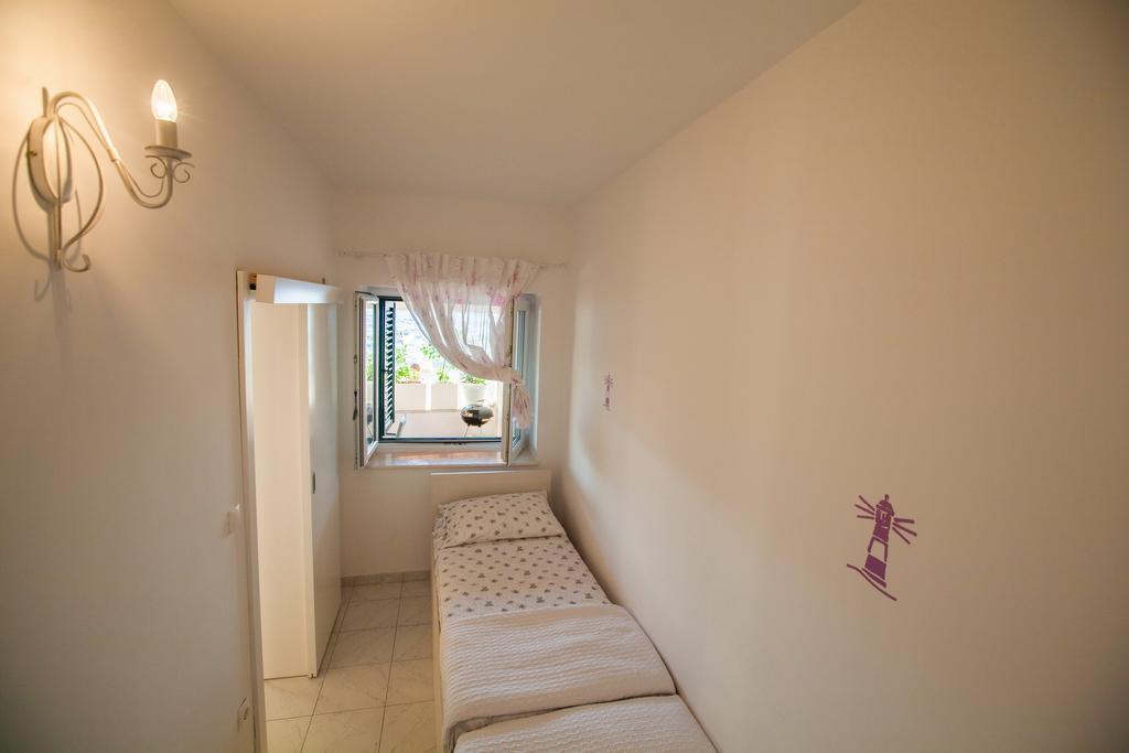Beach Holiday Home Laura 미미체 객실 사진